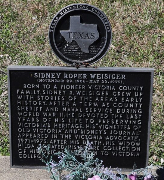 SIDNEY ROPER WEISIGER WAR MEMORIAL MARKER