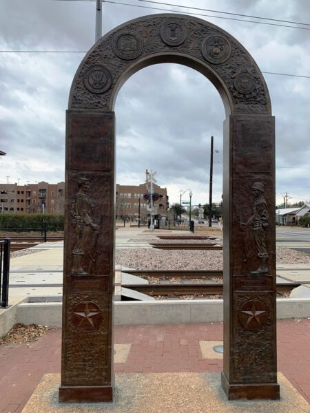 GRAPEVINE COURAGE AND SACRIFICE WAR MEMORIAL ARCH