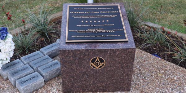 VETERANS AND FIRST RESPONDERS MEMORIAL FLAGPOLE PLAQUE