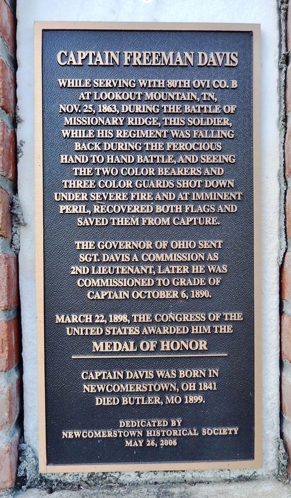 CAPTAIN FREEMAN DAVIS WAR MEMORIAL PLAQUE