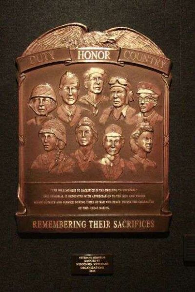 DUTY HONOR COUNTRY MEMORIAL PLAQUE