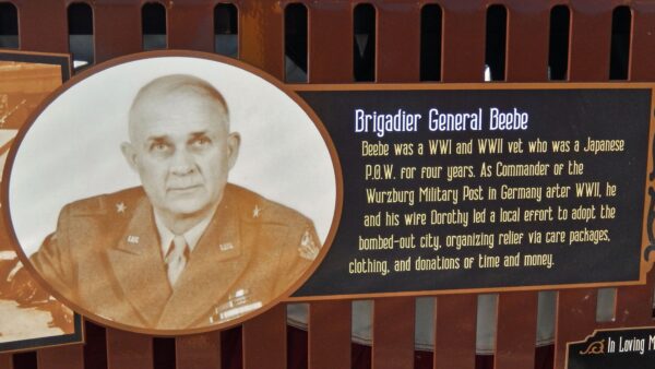 FARIBAULT SUPPORTS THE MILITARY WAR MEMORIAL BENCH PLAQUE C
