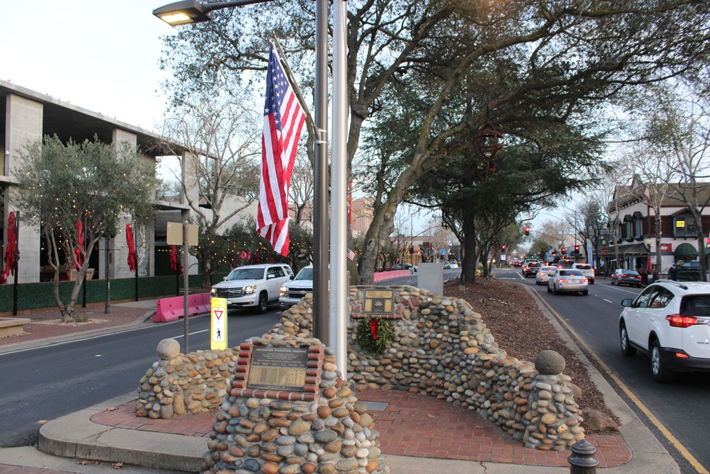 MORGAN HILL VETERANS MEMORIAL SQUARE