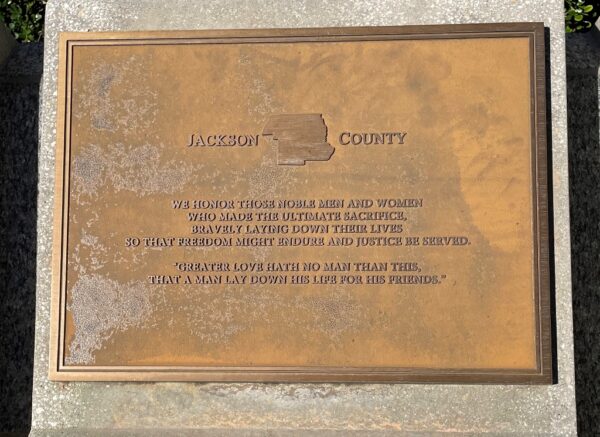 JACKSON COUNTY FLORIDA WORLD WAR II MEMORIAL