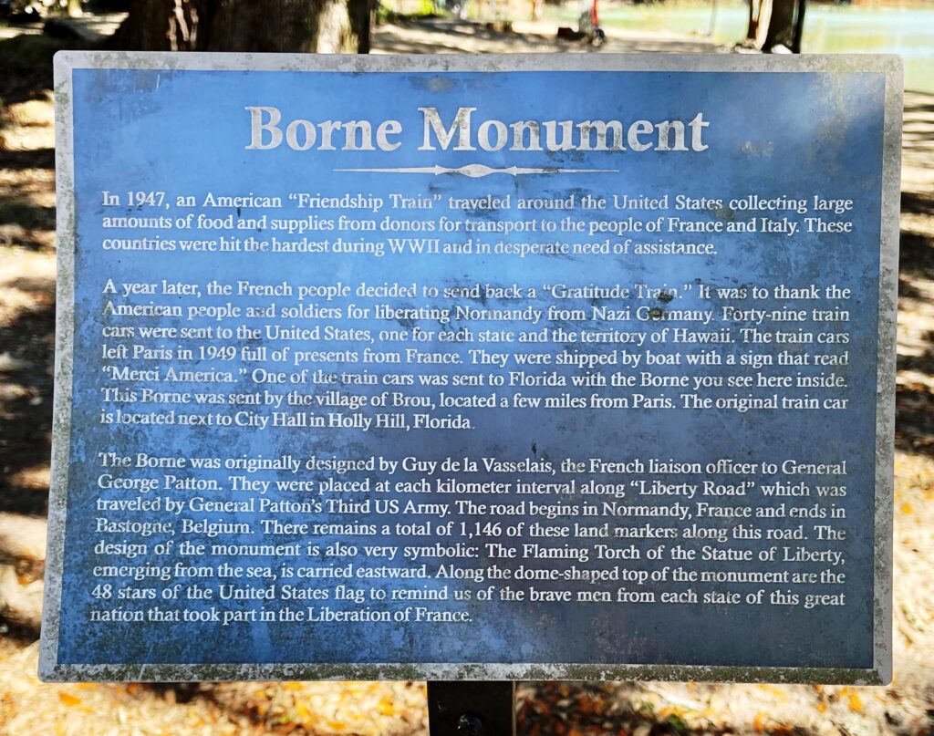 BORNE MONUMENT PLAQUE A