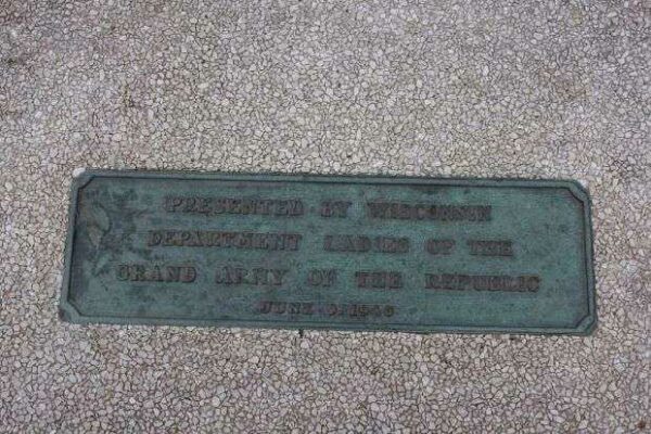 WISCONSIN DEPT OF LADIES OF G.A.R. MEMORIAL BENCH PLAQUE