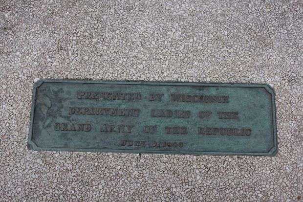 WISCONSIN DEPT OF LADIES OF G.A.R. MEMORIAL BENCH PLAQUE