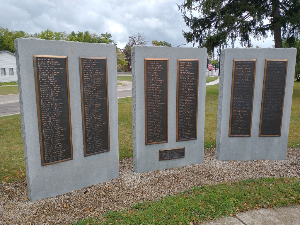 JACKSON COUNTY WORLD WAR II VETERANS MEMORIAL