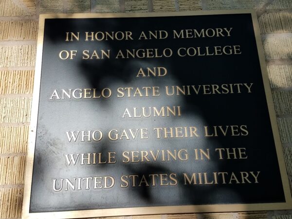 ANGELO STATE UNIVERSITY MEMORIAL OAK GROVE PLAQUE B