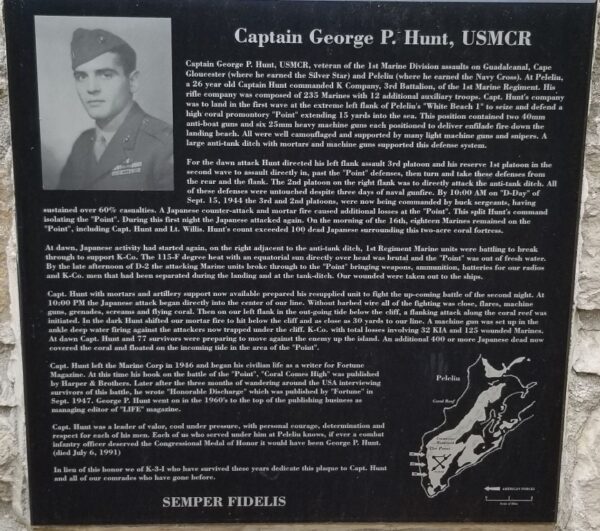 CAPTAIN GEORGE P. HUNT USMCR MEDAL OF HONOR WAR MEMORIAL PLAQUE