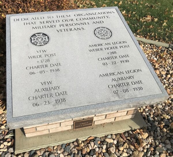FREEMAN WAR VETERANS MEMORIAL STONE B