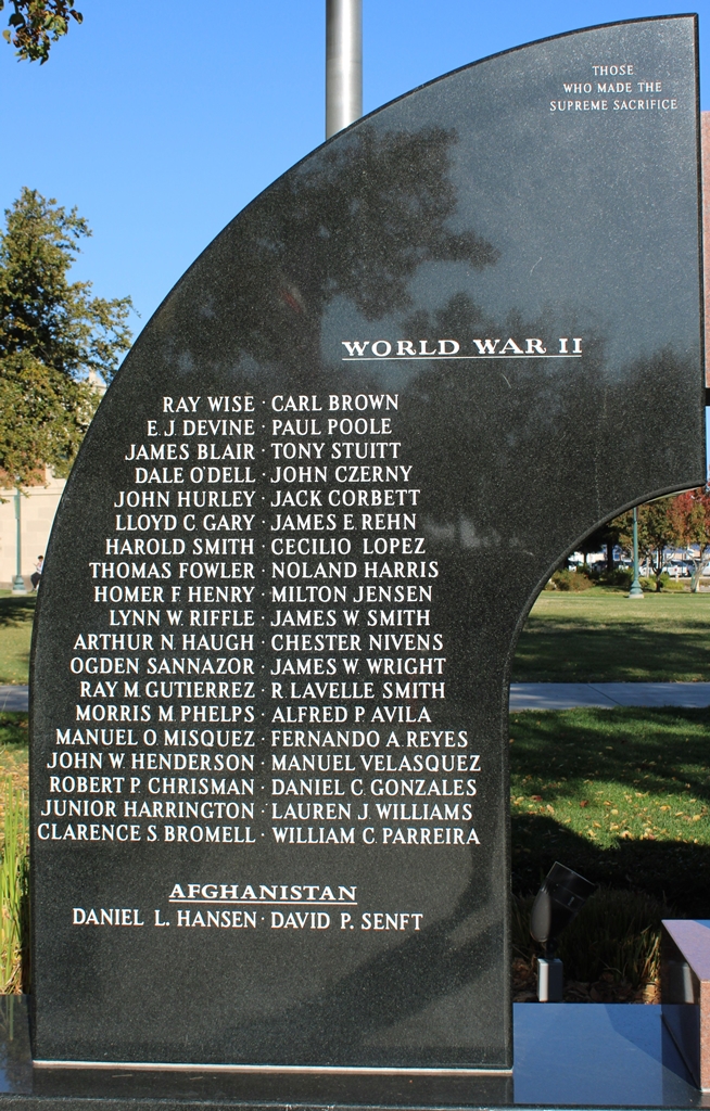 TRACY COMMUNITY WAR VETERANS MEMORIAL LEFT STONE