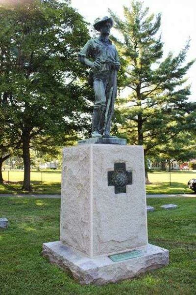 BELOIT OAKWOOD CEMETERY SPANISH-AMERICAN WAR MEMORIAL