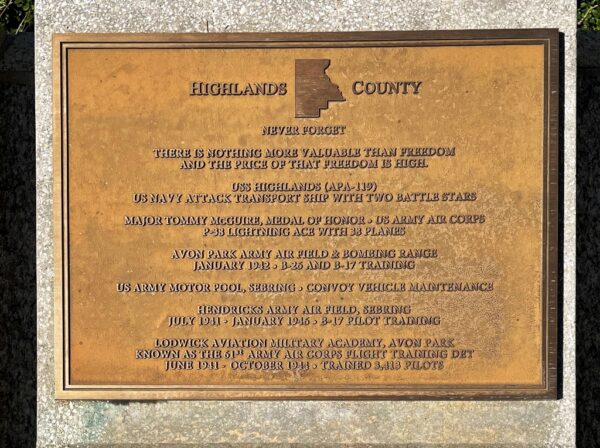 HIGHLANDS COUNTY FLORIDA WORLD WAR II MEMORIAL PLAQUE