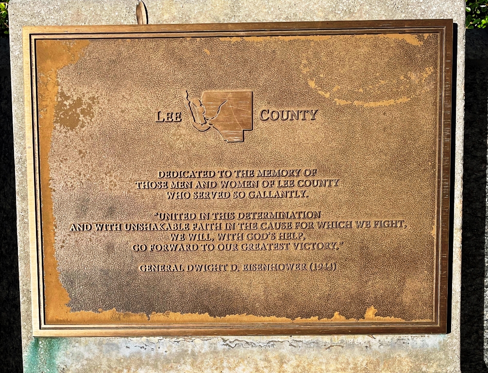 LEE COUNTY FLORIDA WORLD WAR II MEMORIAL PLAQUE
