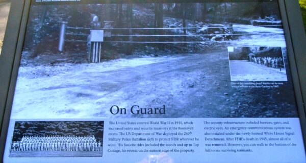 ON GUARD WAR MEMORIAL PANEL