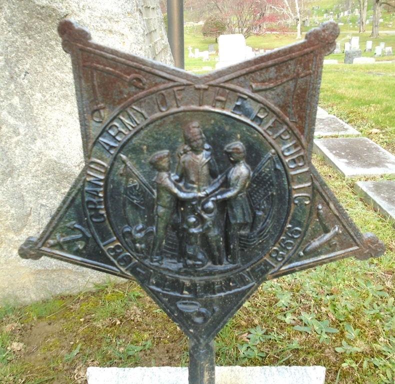 HAMILTON-SLEIGHT POST G.A.R. MEMORIAL EMBLEM