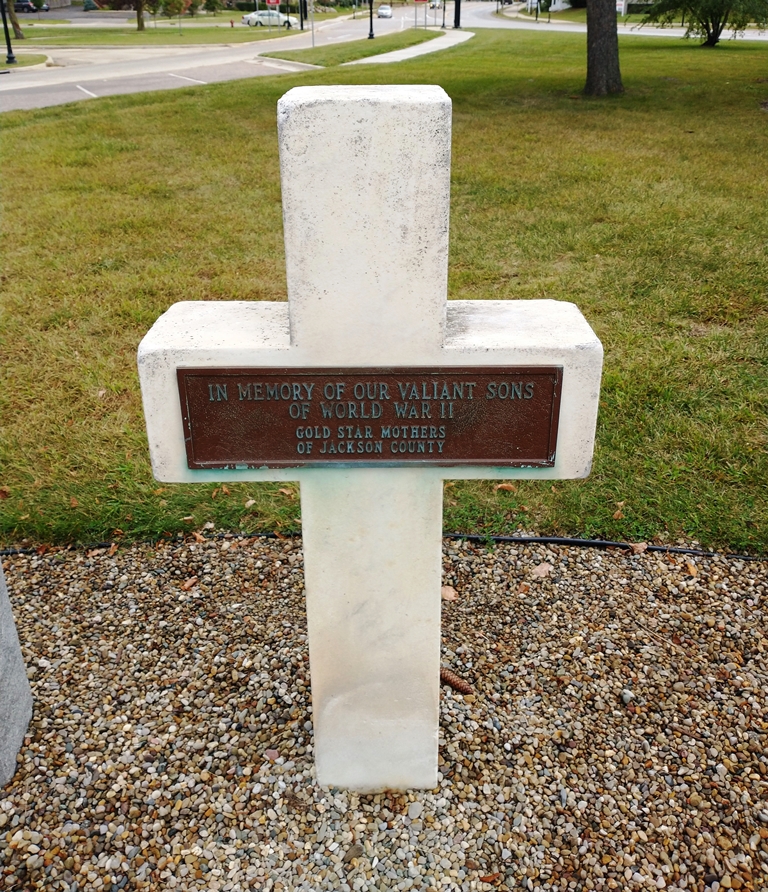 GOLD STAR MOTHERS OF JACKSON COUNTY WORLD WAR II MEMORIAL CROSS
