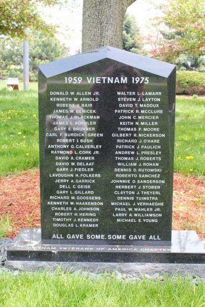 RACINE COUNTY VIETNAM WAR VETERANS MEMORIAL