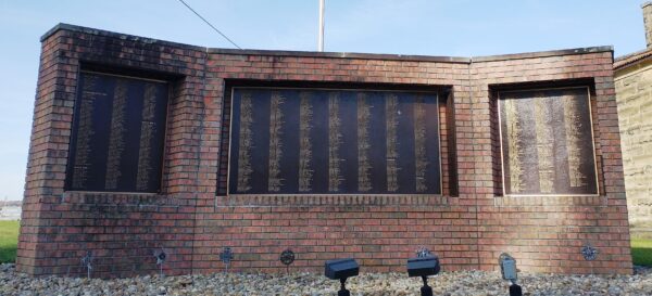 STRASBURG WAR VETERANS MEMORIAL