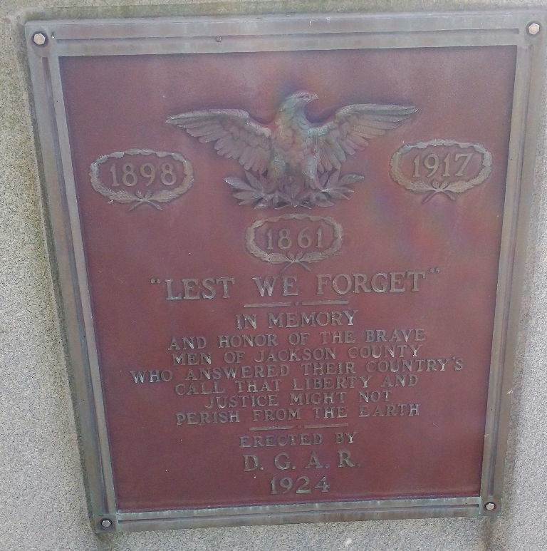JACKSON COUNTY “LEST WE FORGET” WAR MEMORIAL PLAQUE