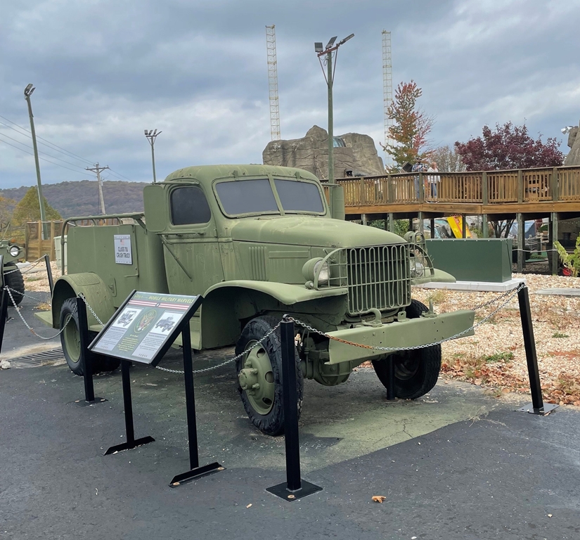 MOBILE MILITARY MARVELS MEMORIAL VEHICLE K