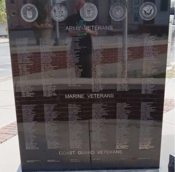 LAUREL COUNTY VETERANS MONUMENT STONE D