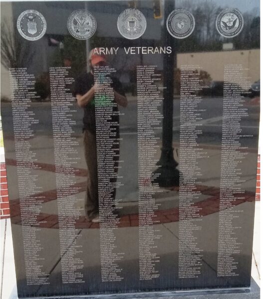LAUREL COUNTY VETERANS MONUMENT STONE B