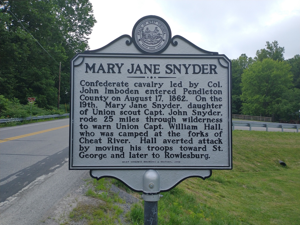 MARY JANE SNYDER WAR MEMORIAL MARKER