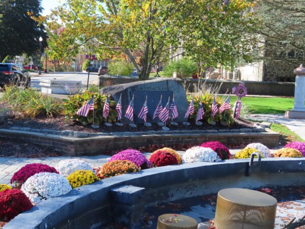 TAUNTON VIETNAM VETERANS MEMORIAL