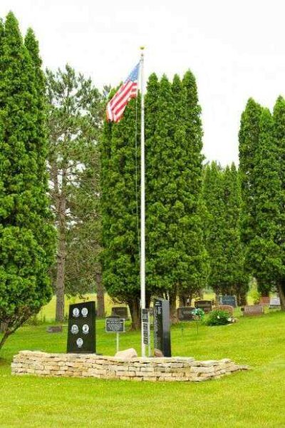 ST. PETERS CEMETERY VETERANS MEMORIAL