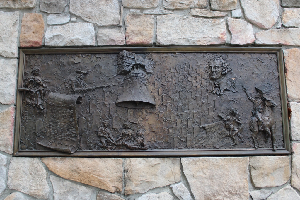 ALL WARS MEMORIAL PLAQUE E