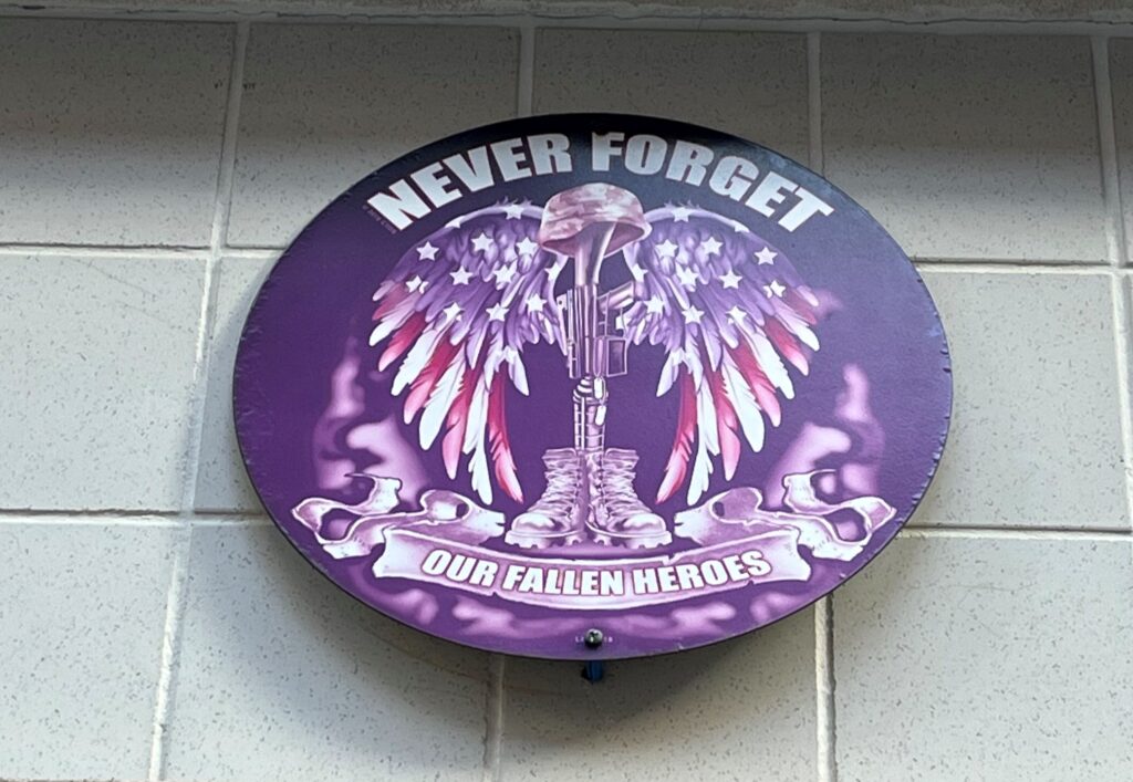NEVER FORGET OUR FALLEN HEROES WAR MEMORIAL PLAQUE
