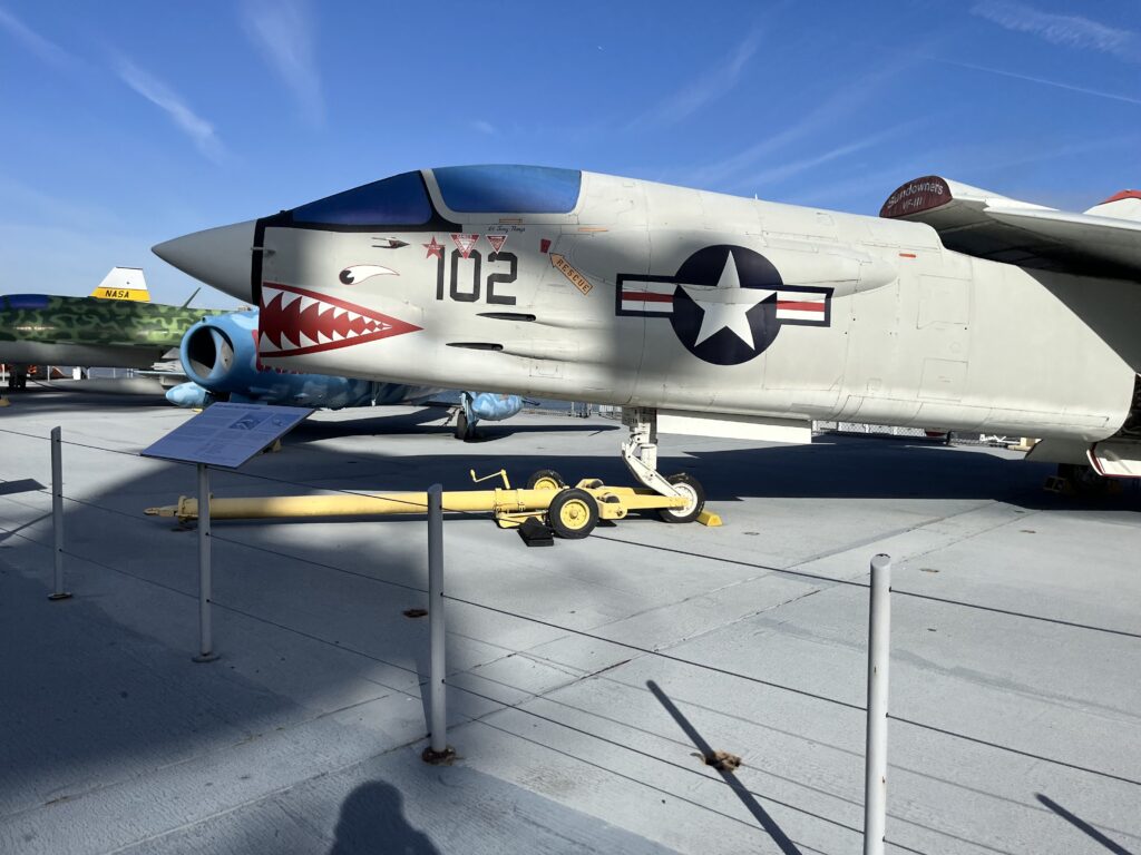 CHANCE VOUGHT (F8U) F-8K CRUSADER MEMORIAL AIRCRAFT