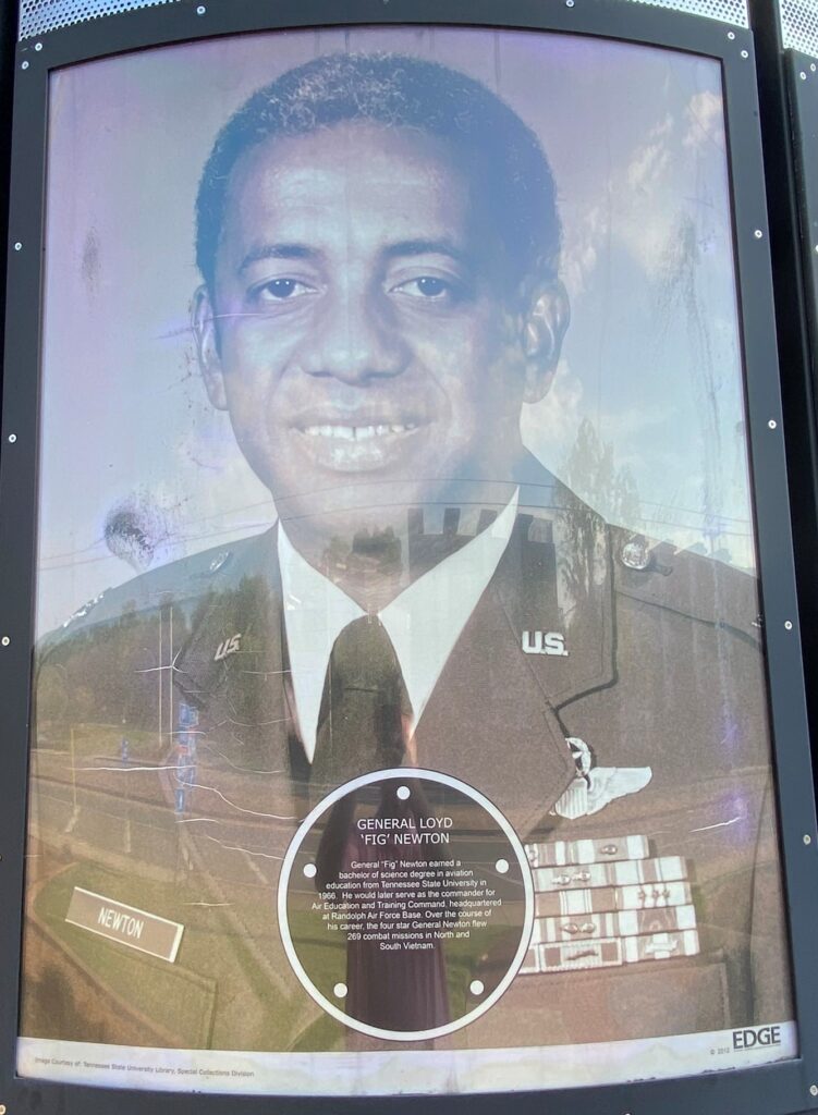GENERAL LOYD ‘FIG’ NEWTON WAR MEMORIAL PLAQUE