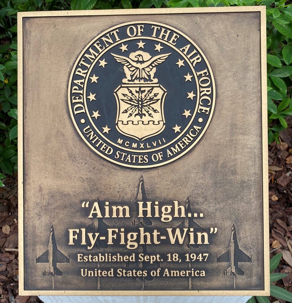 “AIM HIGH FLY-FIGHT-WIN” MEMORIAL PLAQUE