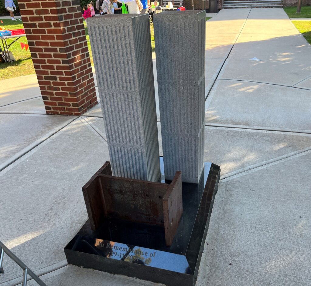 IN REMEMBRANCE OF 9-11-2001 MEMORIAL