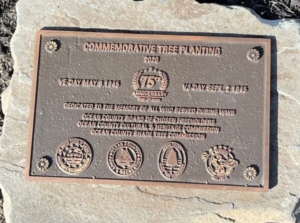 VE-DAY 75TH ANNIVERSARY TREE PLANTING MEMORIAL PLAQUE