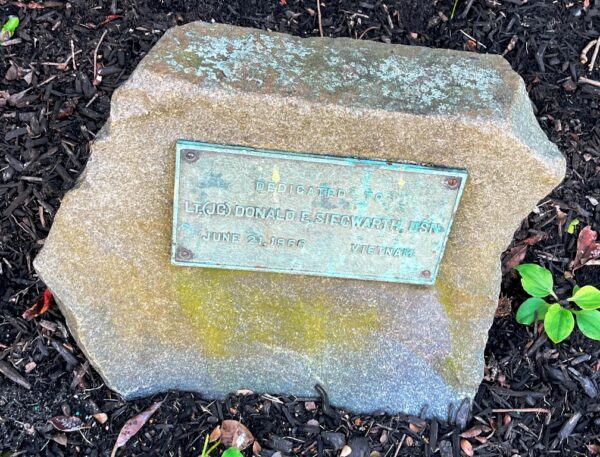 LT. (JG) DONALD E. SIEGWARTH, USN WAR MEMORIAL