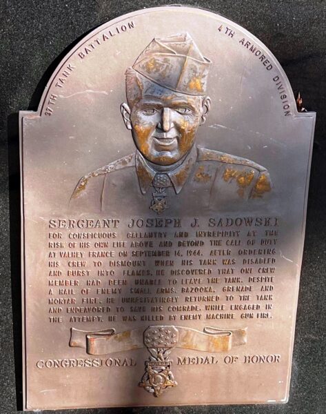 CITY OF PERTH AMBOY VETERANS’ WAR MEMORIAL PLAQUE
