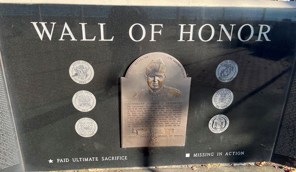 CITY OF PERTH AMBOY VETERANS’ WAR MEMORIAL WALL OF HONOR