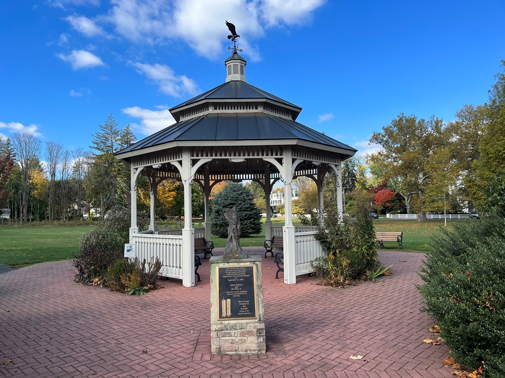 SHREWSBURY SEPTEMBER 11, 2001 MEMORIAL GAZEBO AND GARDEN