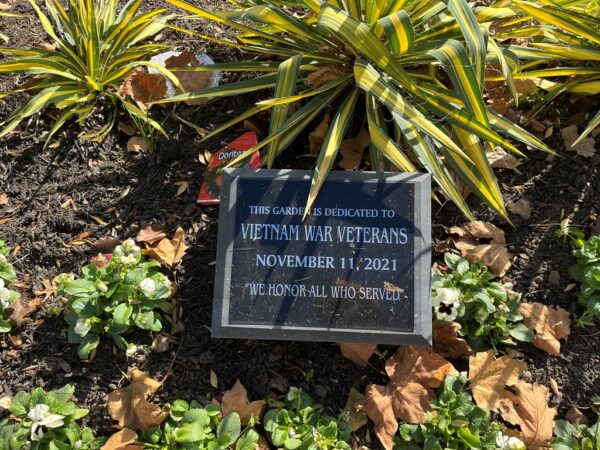 VIETNAM WAR VETERANS MEMORIAL GARDEN PLAQUE
