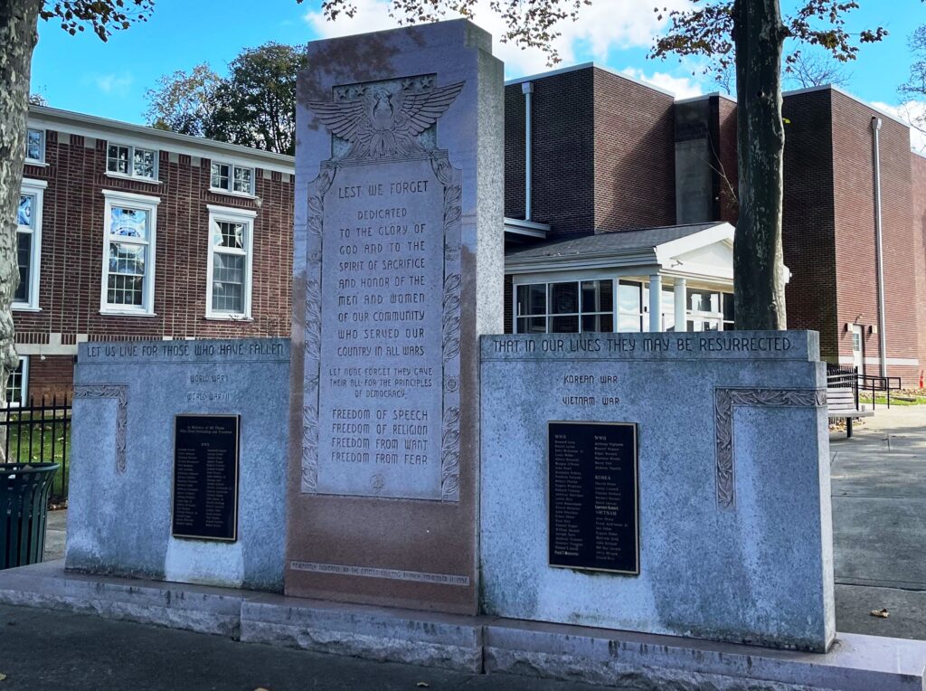 CITIZENS OF LONG BRANCH LEST WE FORGET WAR MEMORIAL
