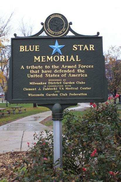 MILWAUKEE BLUE STAR MEMORIAL HIGHWAY MARKER