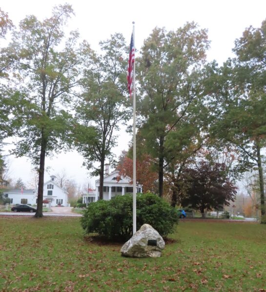 MIDDLEBORO VETERANS MEMORIAL FLAGPOLE
