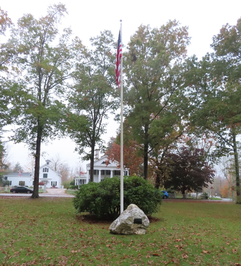 MIDDLEBORO VETERANS MEMORIAL FLAGPOLE