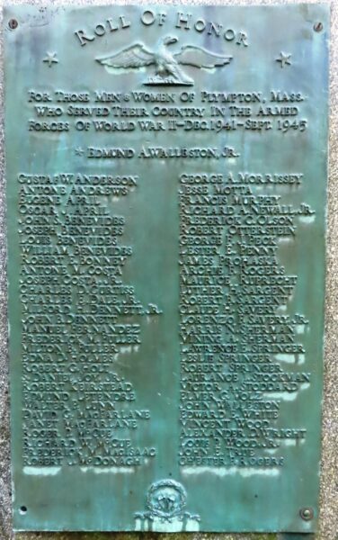 PLYMPTON, MASS. WORLD WAR II ROLL OF HONOR MEMORIAL PLAQUE