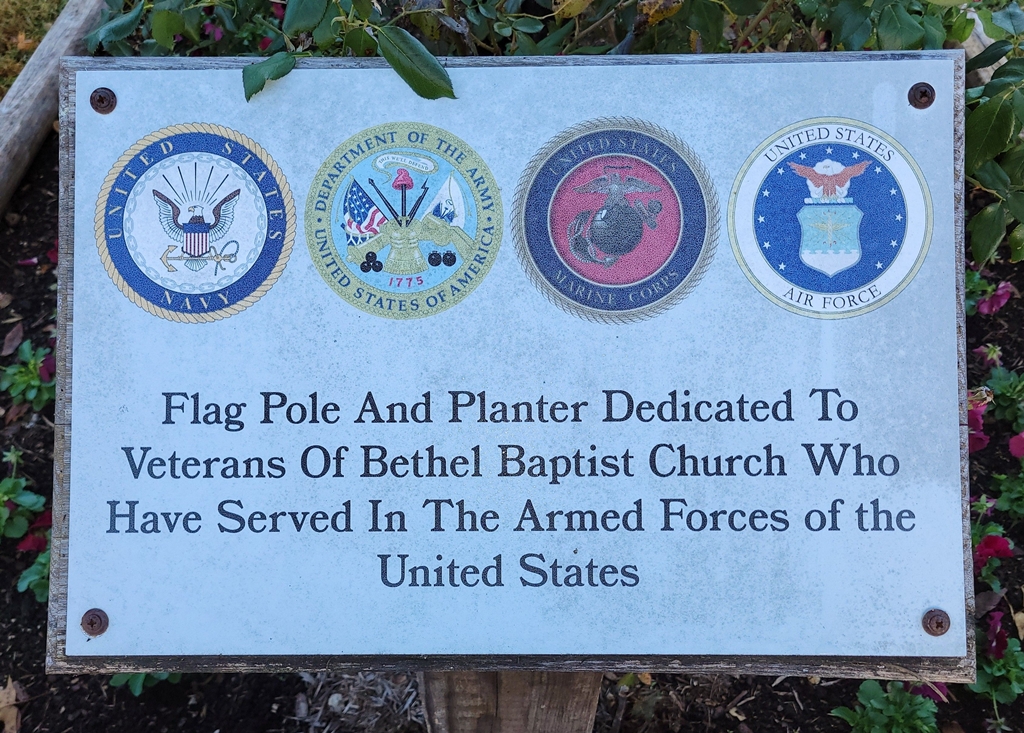 BETH BAPTIST CHURCH VETERANS MEMORIAL FLAG POLE AND PLANTER PLAQUE