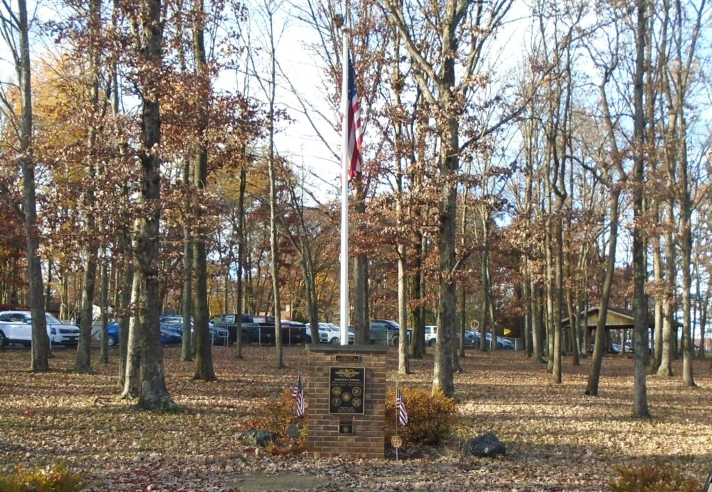 HOMETOWN HEROES HHS VETERAN CLASSMATES MEMORIAL FLAGPOLE